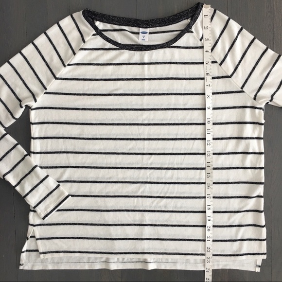 3/$20 NWT Old Navy Luxe Striped Raglan Sleeve Tee, size Small 🖤 - Picture 6 of 12